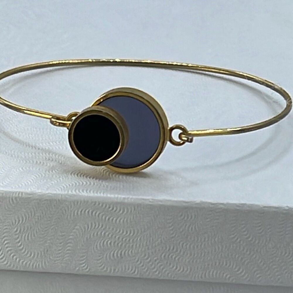 Vintage double glass circles hook front bracelet